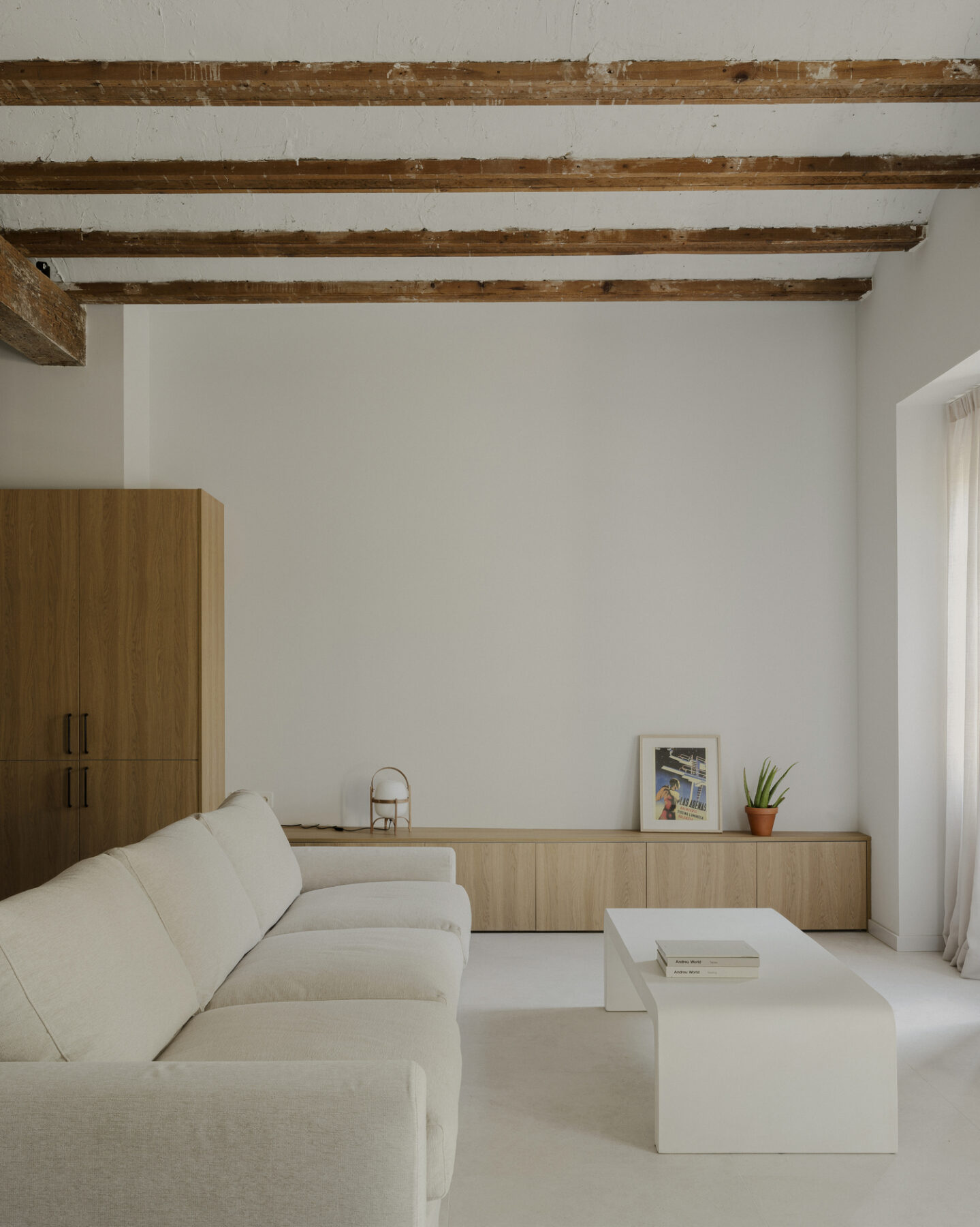 Archisearch Casa Ona in Valencia | by Paloma Bau