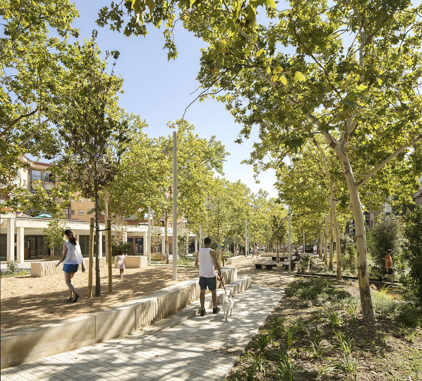 Reurbanization of the northern stretch of the Rambla de la Girada in Vilafranca del Penedès