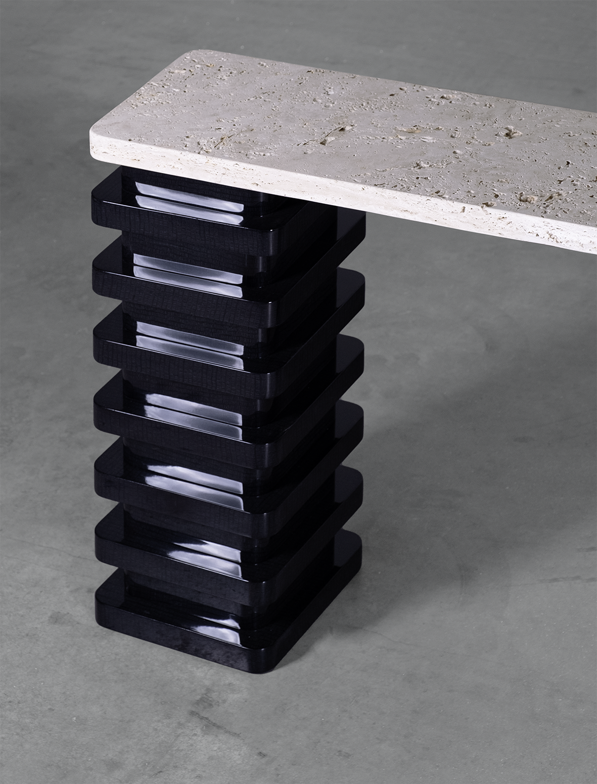 Stack Console_Pietro Franceschini for Movimento Gallery ©Movimento Gallery