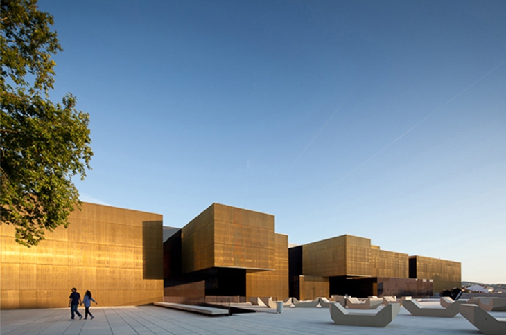 Archisearch RED DOT DESIGN BEST OF BEST 2013 FOR PITAGORAS ARCHITECTS FOR THE PLATFORM OF ARTS AND CREATIVITY IN PORTUGAL